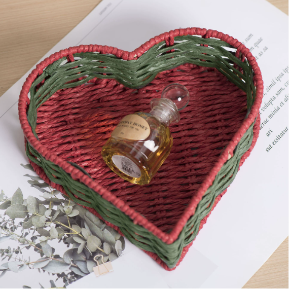 Hand-woven paper rope woven heart-shaped storage basket