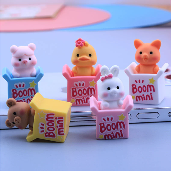 Three-dimensional cute animal gift box