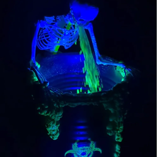 Halloween Skull Poison Barrel