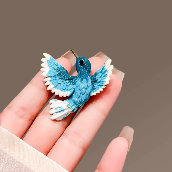 💙🕊Blue hummingbird brooch