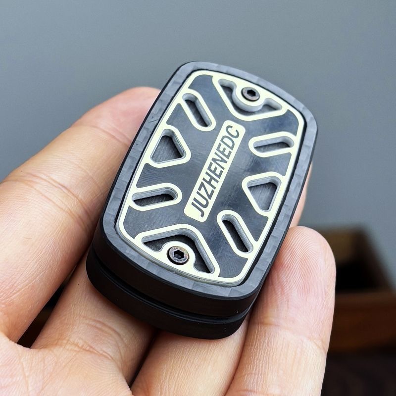 Carbon Fiber Push Card