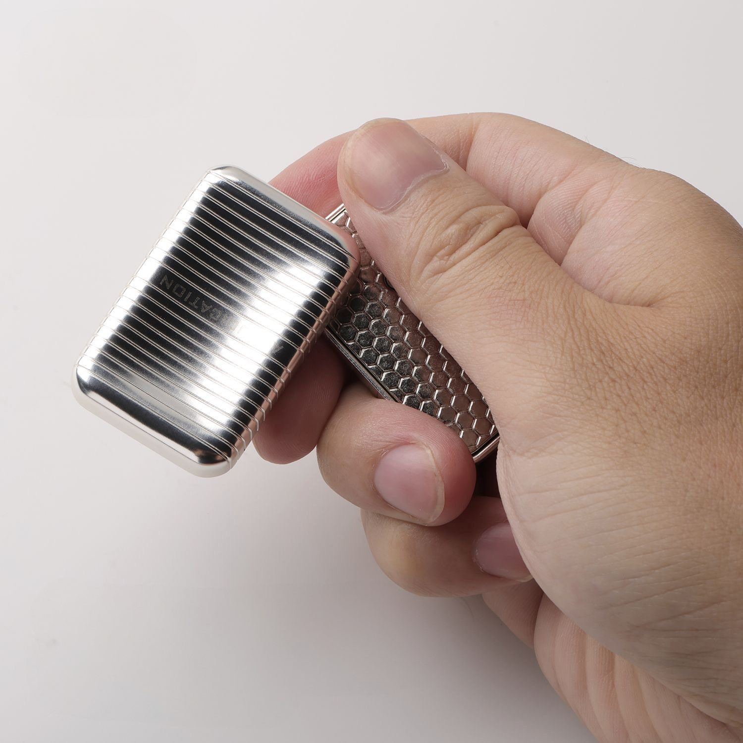 Soap Dish Style Infinite-Position Push Card