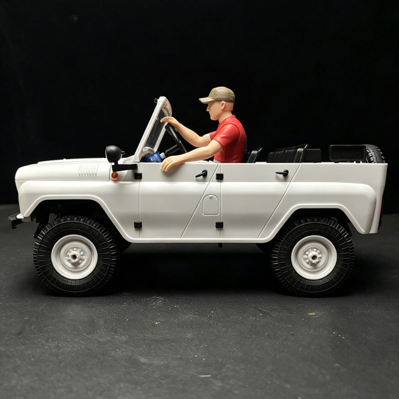 1:12 UAZ-469 Military Off-Road RC Modified Model・Figure Motion-Linked Version
