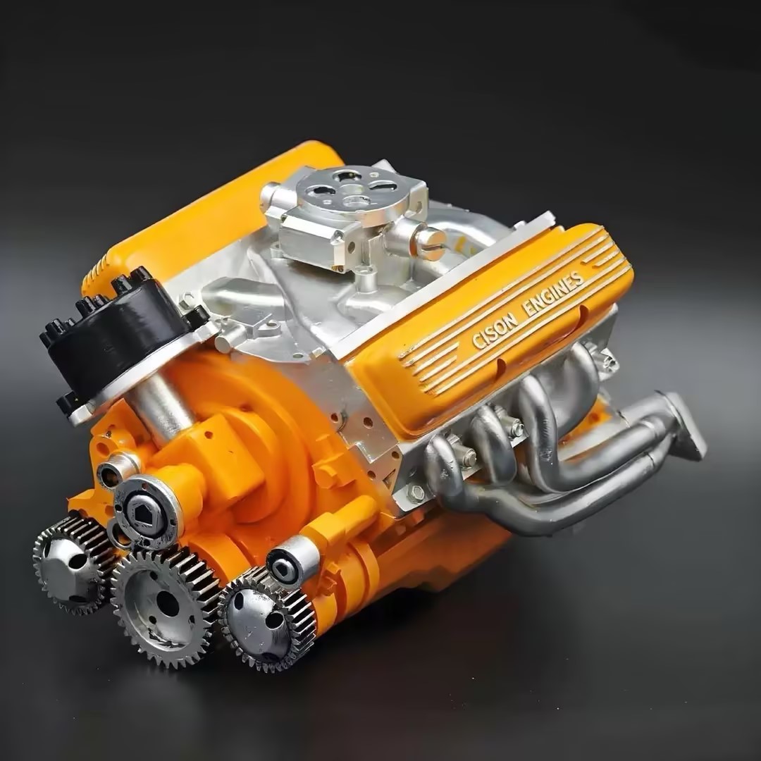 Vintage CISON V8 Engine Resin Ornament, Realistic American Car Motor Model, Industrial Mechanical Desk Decor Craft, Premium Niche Collectible Display for Car Lovers XQJ-023