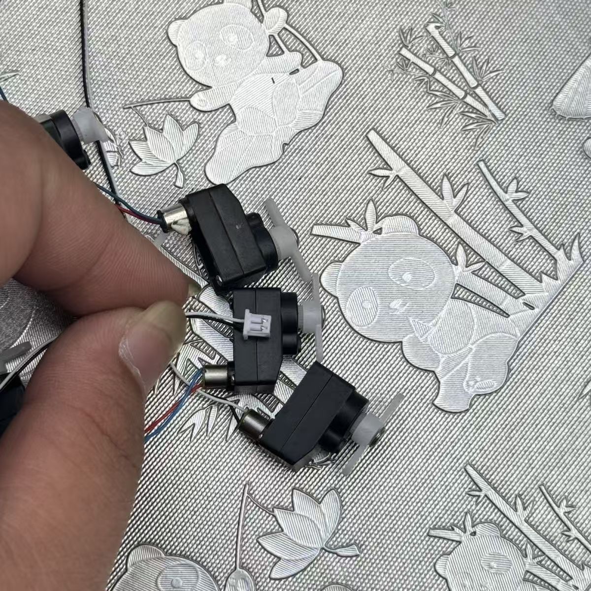 1.7g 2-Wire Servo Micro Reduction Motor DIY Ultra-Small Model Robot Reduction Motor Coreless Mini Motor  DJ9
