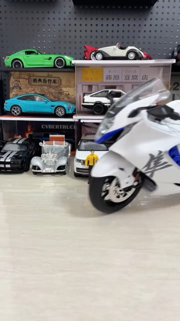 1:6 Oversized Suzuki Hayabusa Collection Motorcycle Sprayable Simulation Model