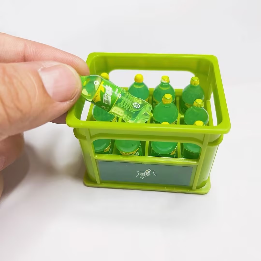 RC Crawler Miniature Drink Bottle Scene Set XQJ-014