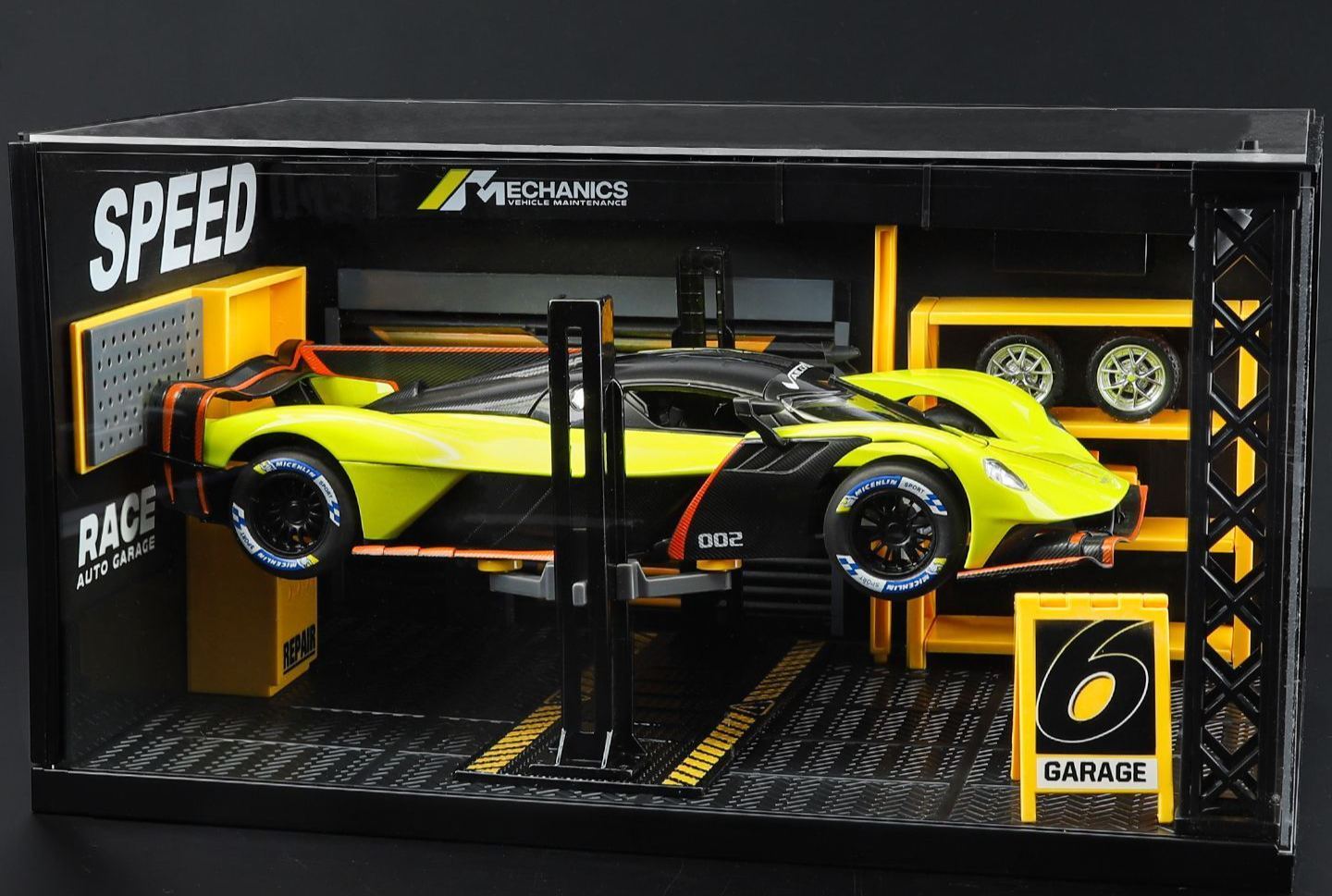  1:24 Aston Martin Valkyrie Alloy Car Model, Gull-wing Door with Light & Sound Pull Back Supercar Model, Collection Ornament Gift for Men  ZM6