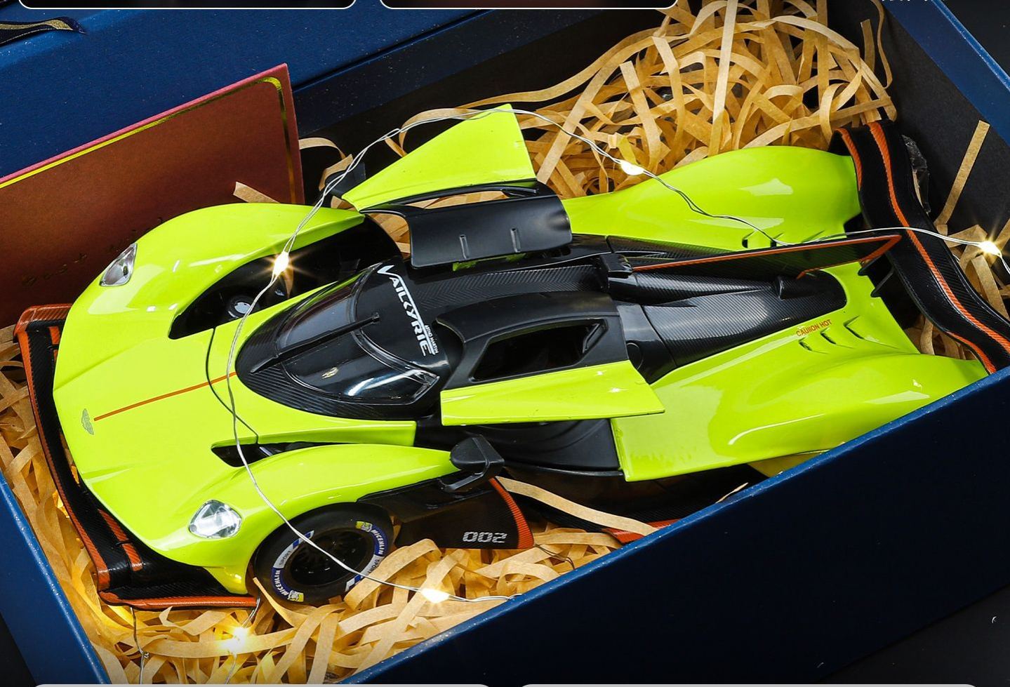  1:24 Aston Martin Valkyrie Alloy Car Model, Gull-wing Door with Light & Sound Pull Back Supercar Model, Collection Ornament Gift for Men  ZM6