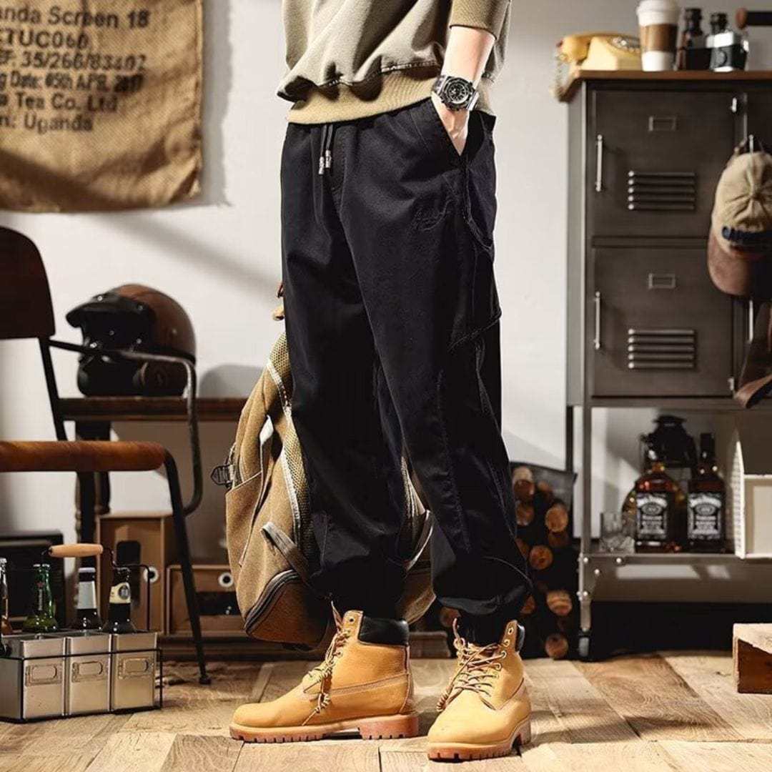 The Outlander Cargo Pants