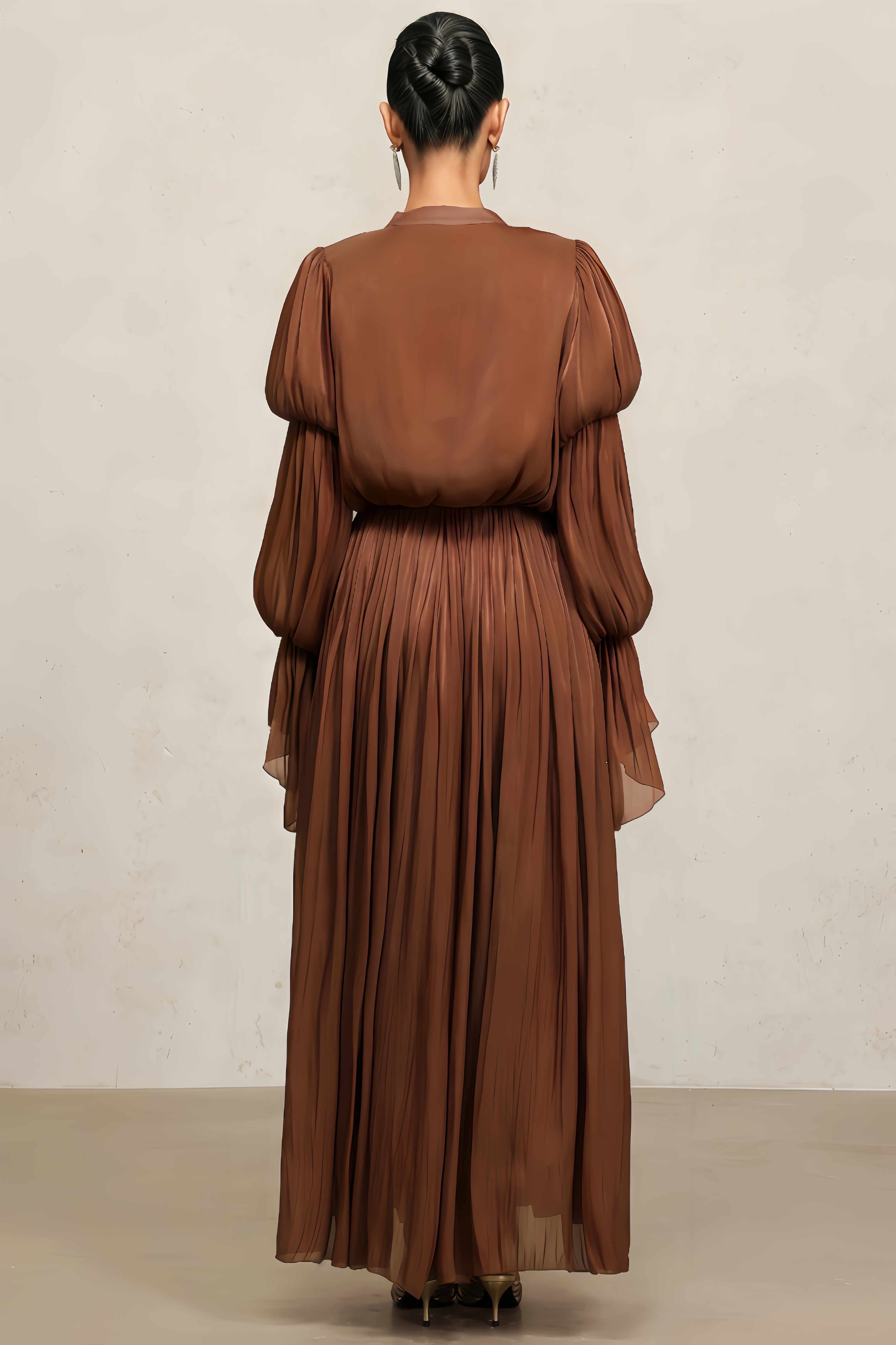 Huresa Long Sleeves Folds Brown Maxi Dress