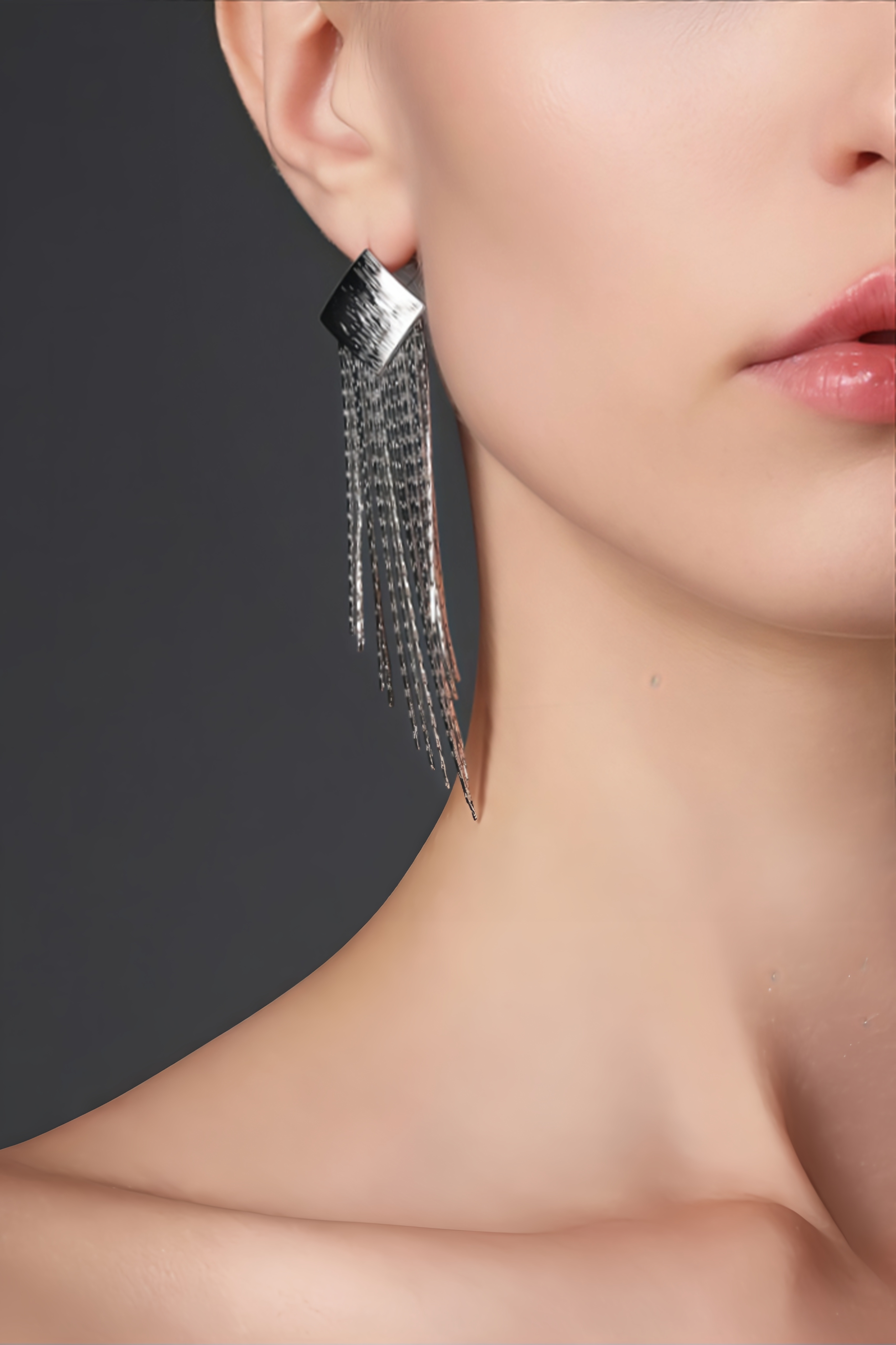 Reign Square Tassels Earrings