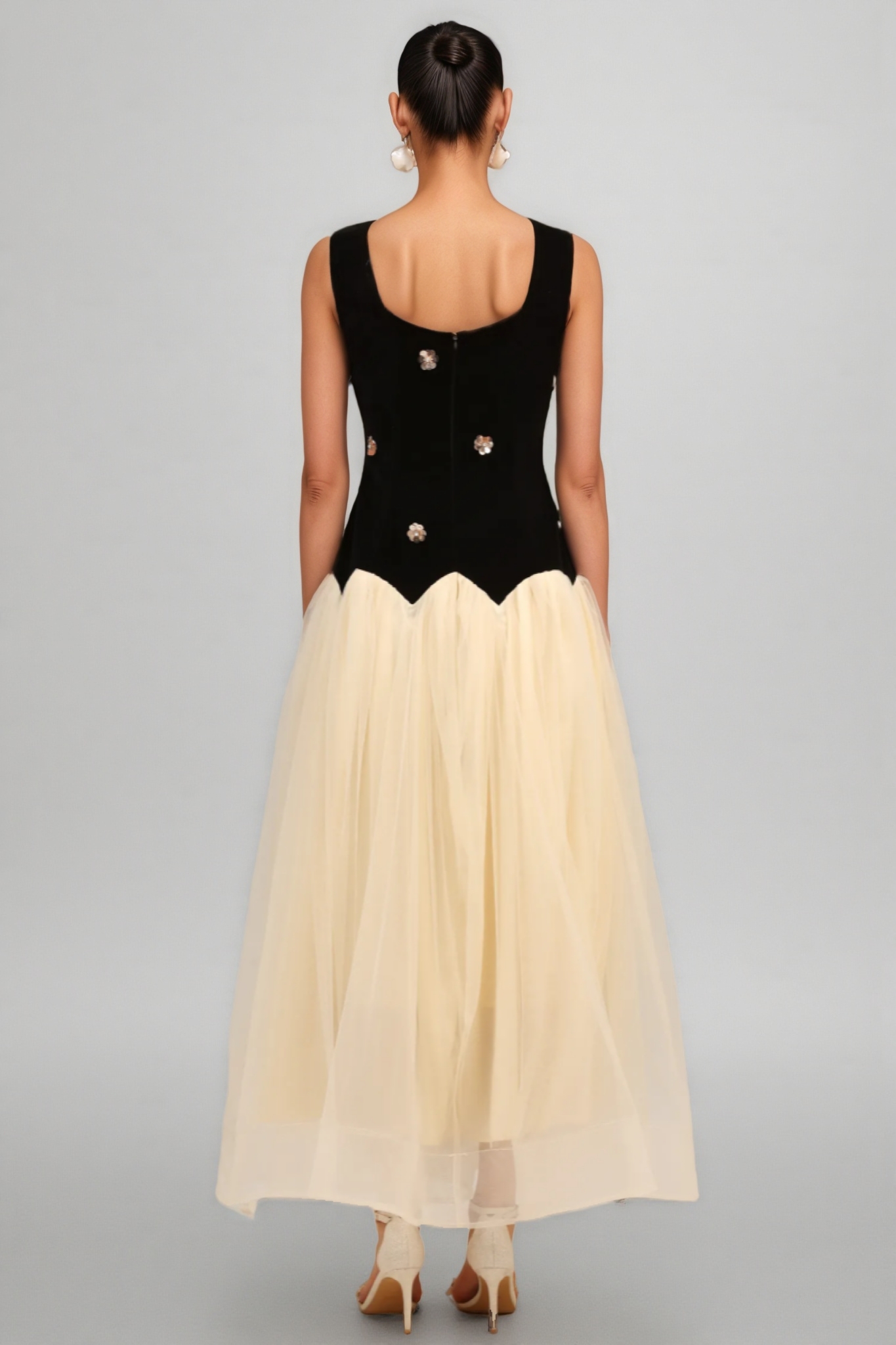 Halcylt Sleeveless Sequin Flowers Maxi Dress