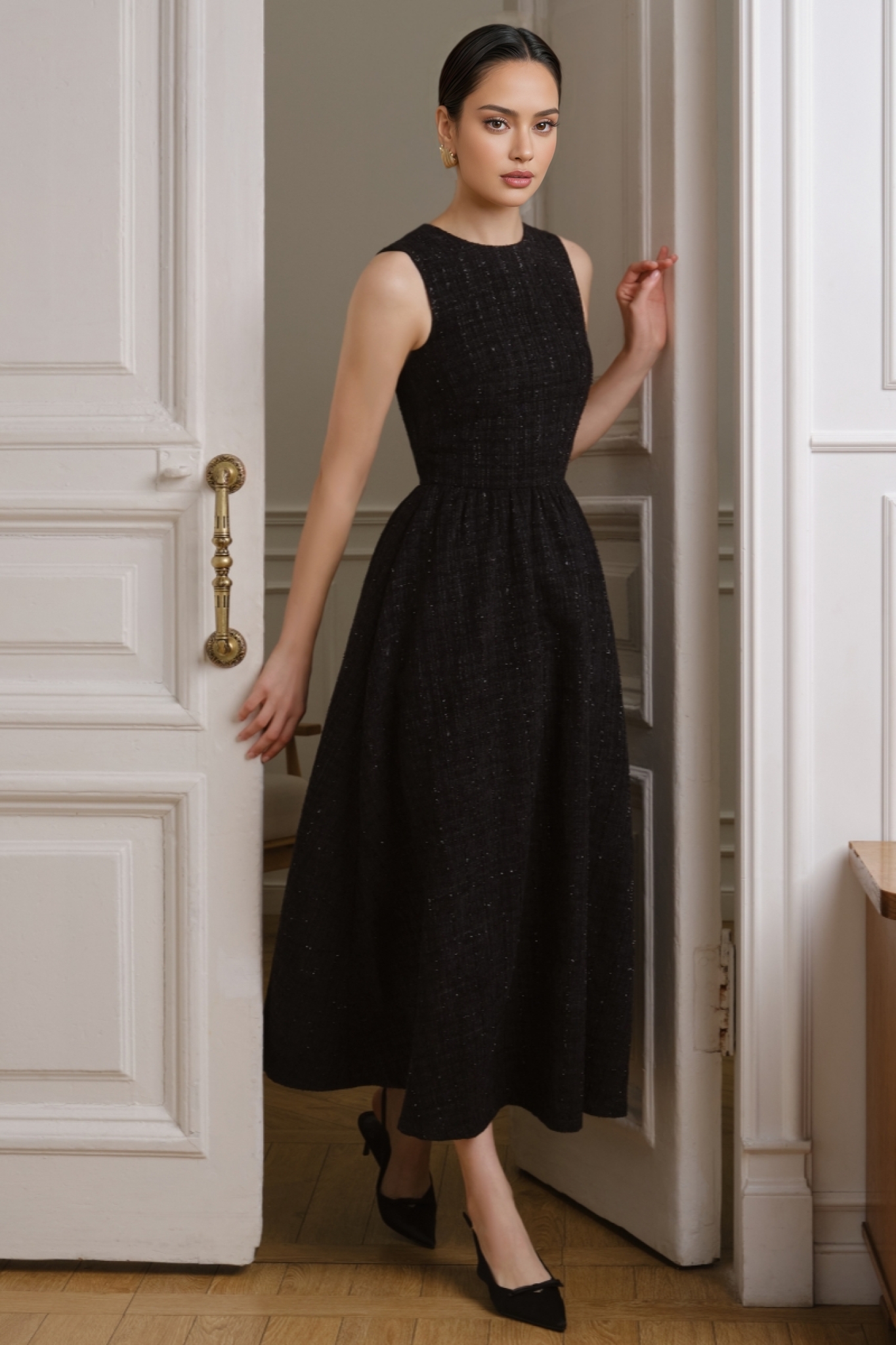 Jasod Black Small Fragrance Maxi Dress 