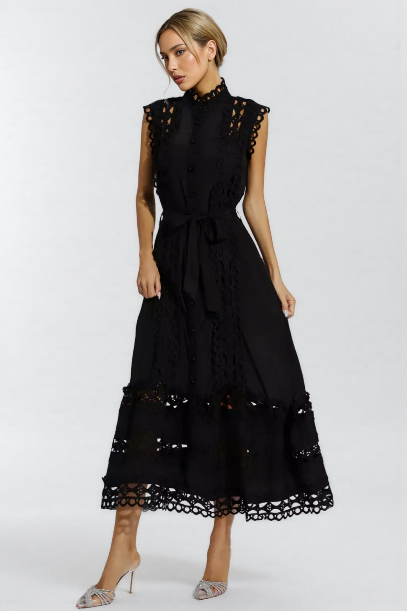 Kamo Black Sleeveless Hollow Maxi Dress