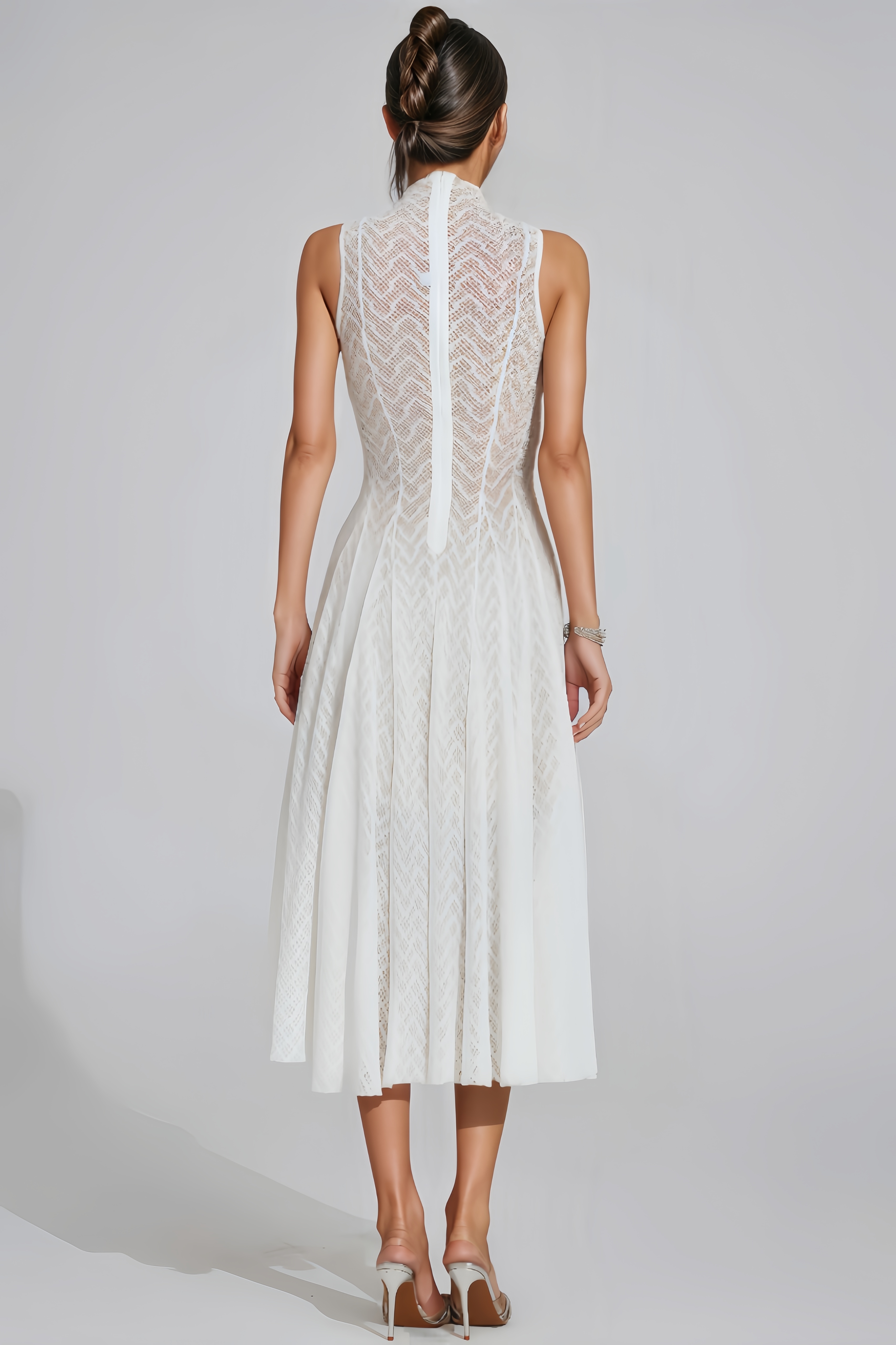 Corek White Sleeveless Midi Dress