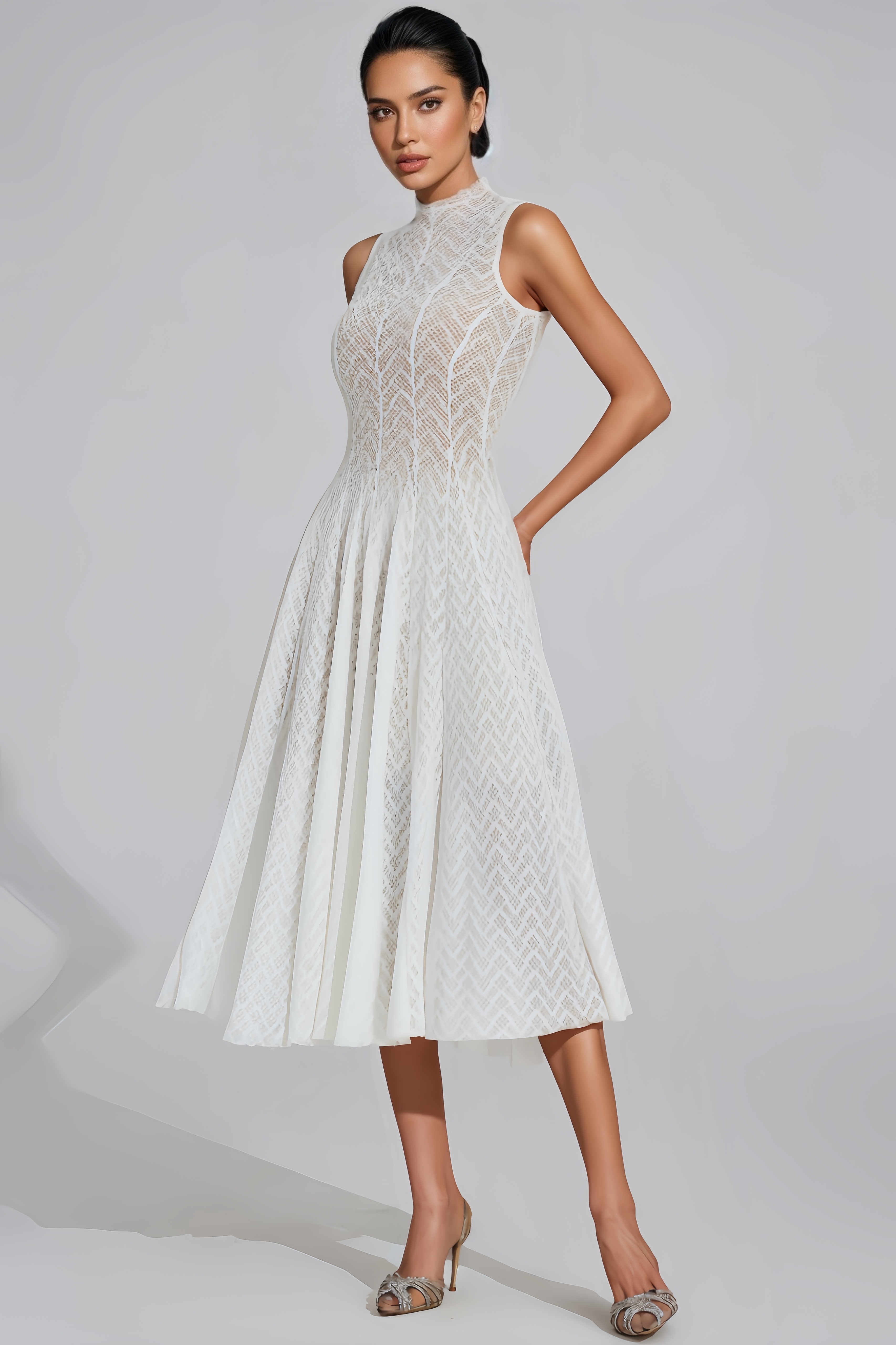 Corek White Sleeveless Midi Dress