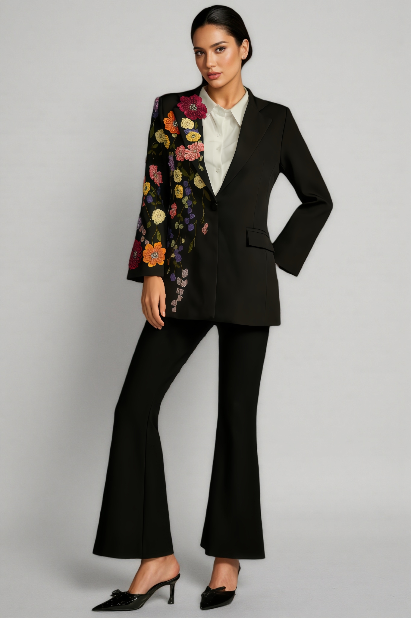 Lyeic Flower Embroidered Blazer
