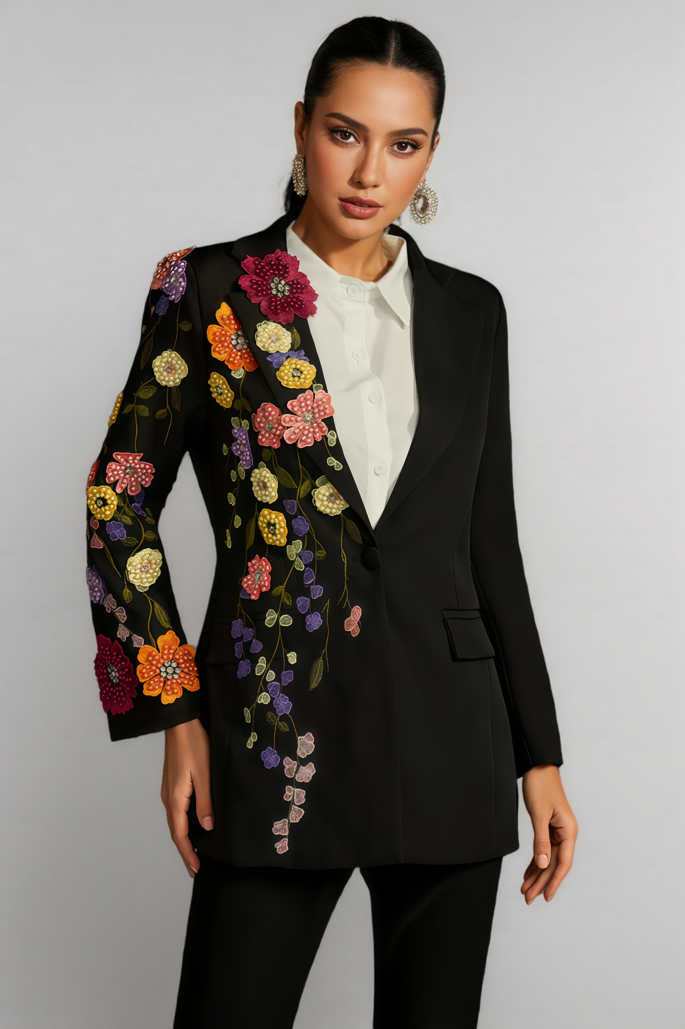 Lyeic Flower Embroidered Blazer