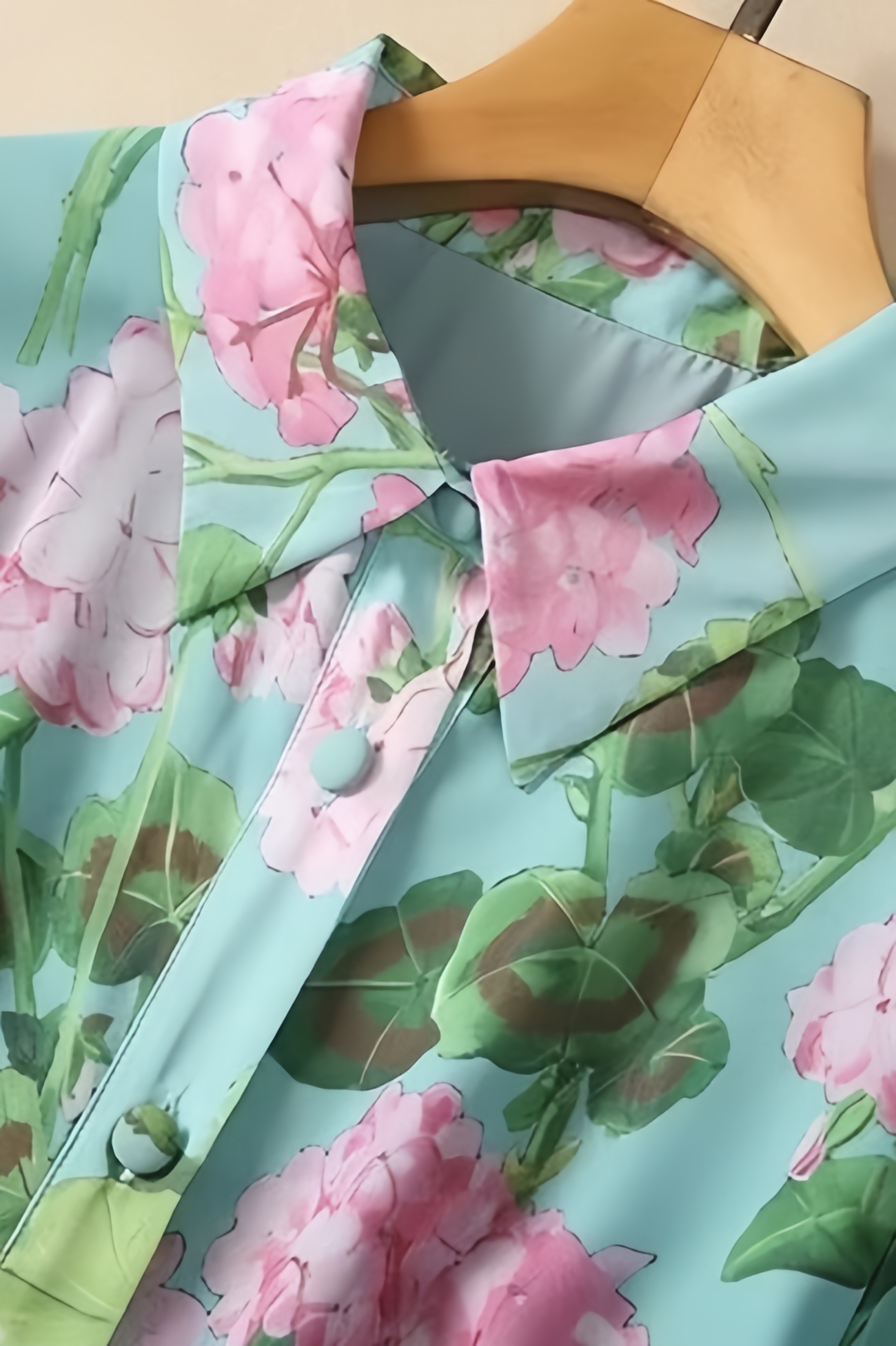 Vira Green Printed Single Breasted Maxi Dress