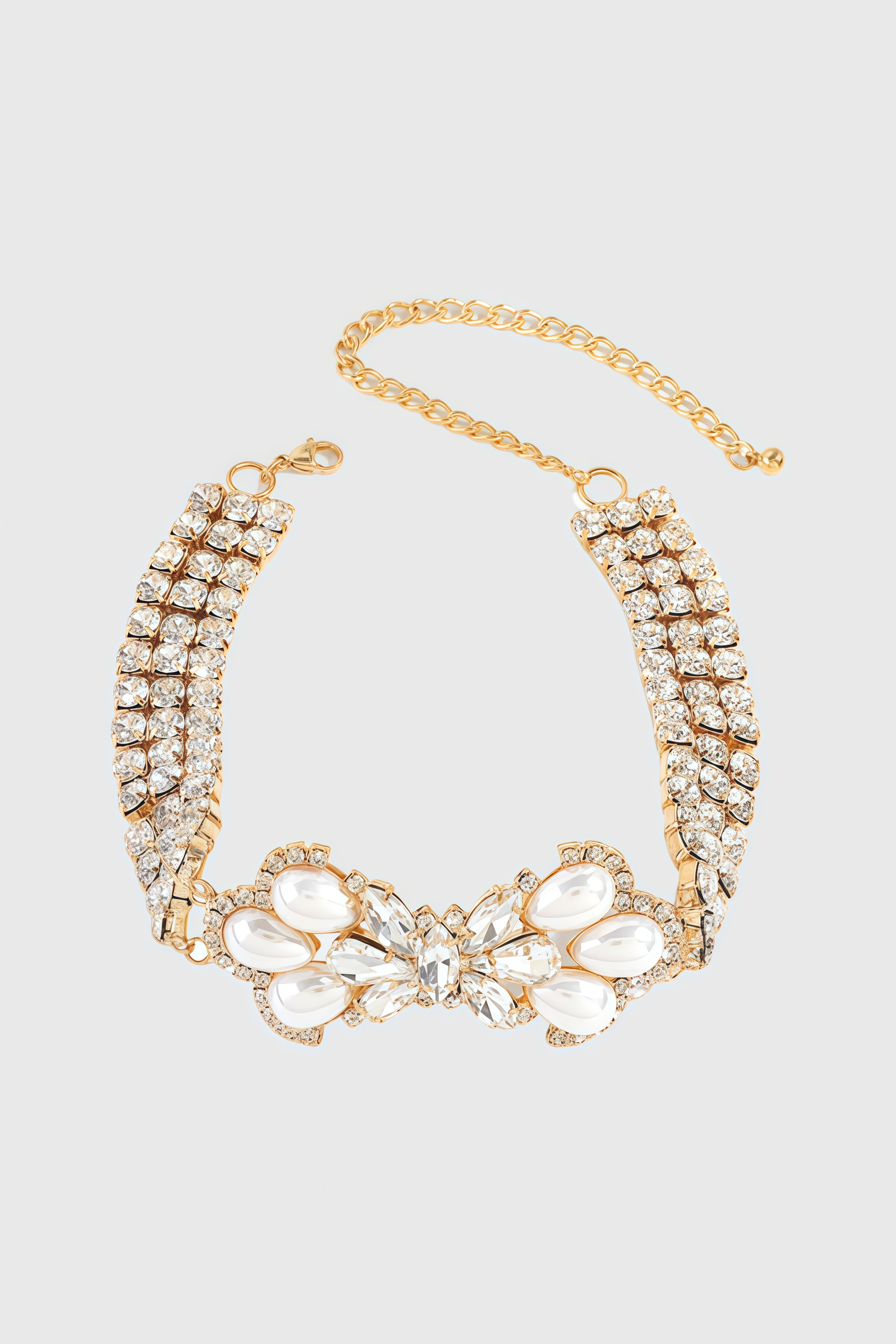 Lethk Pearl Bow Necklace