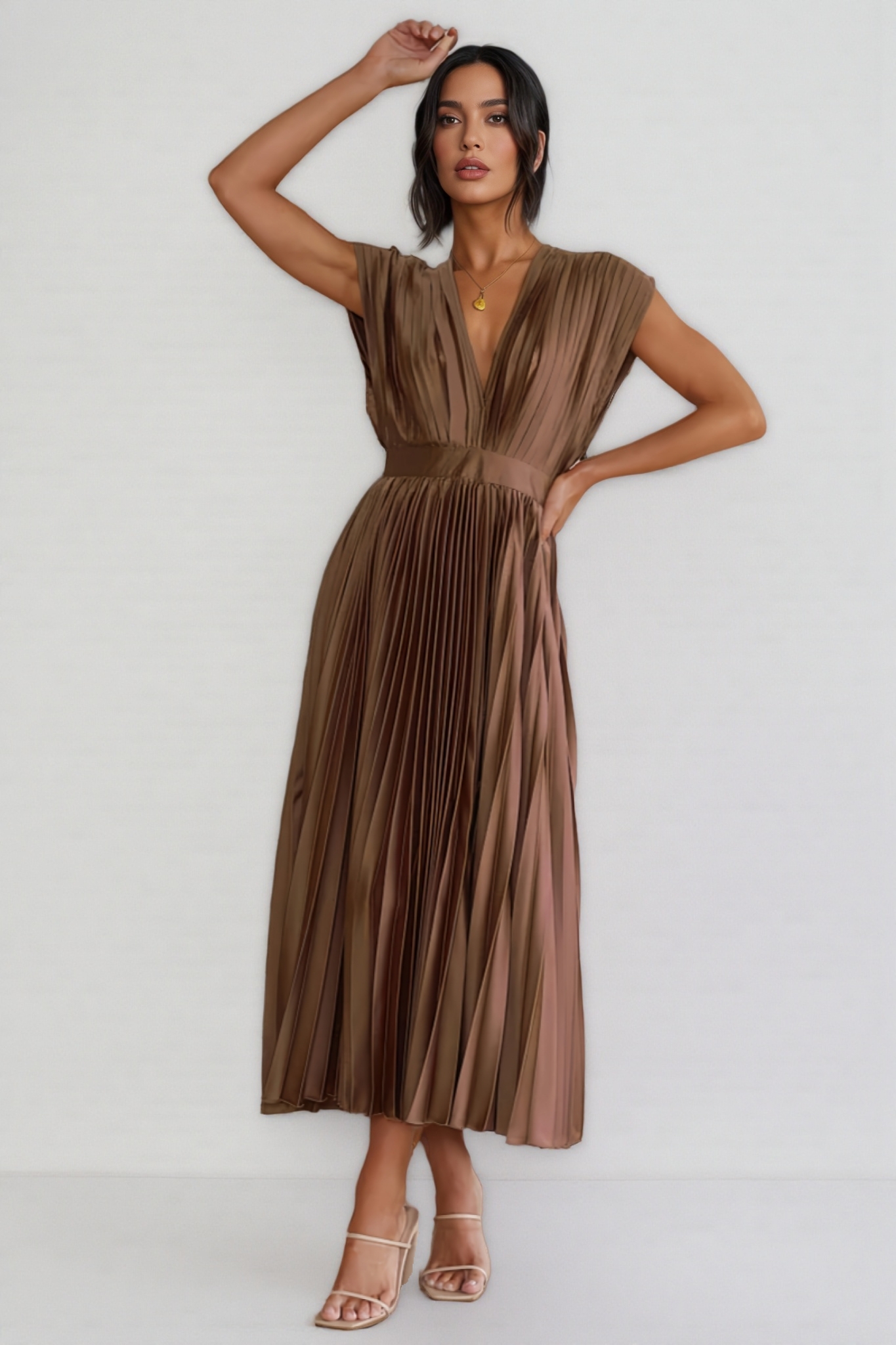Civi Sleeveless Pleated Maxi Dress-Brown