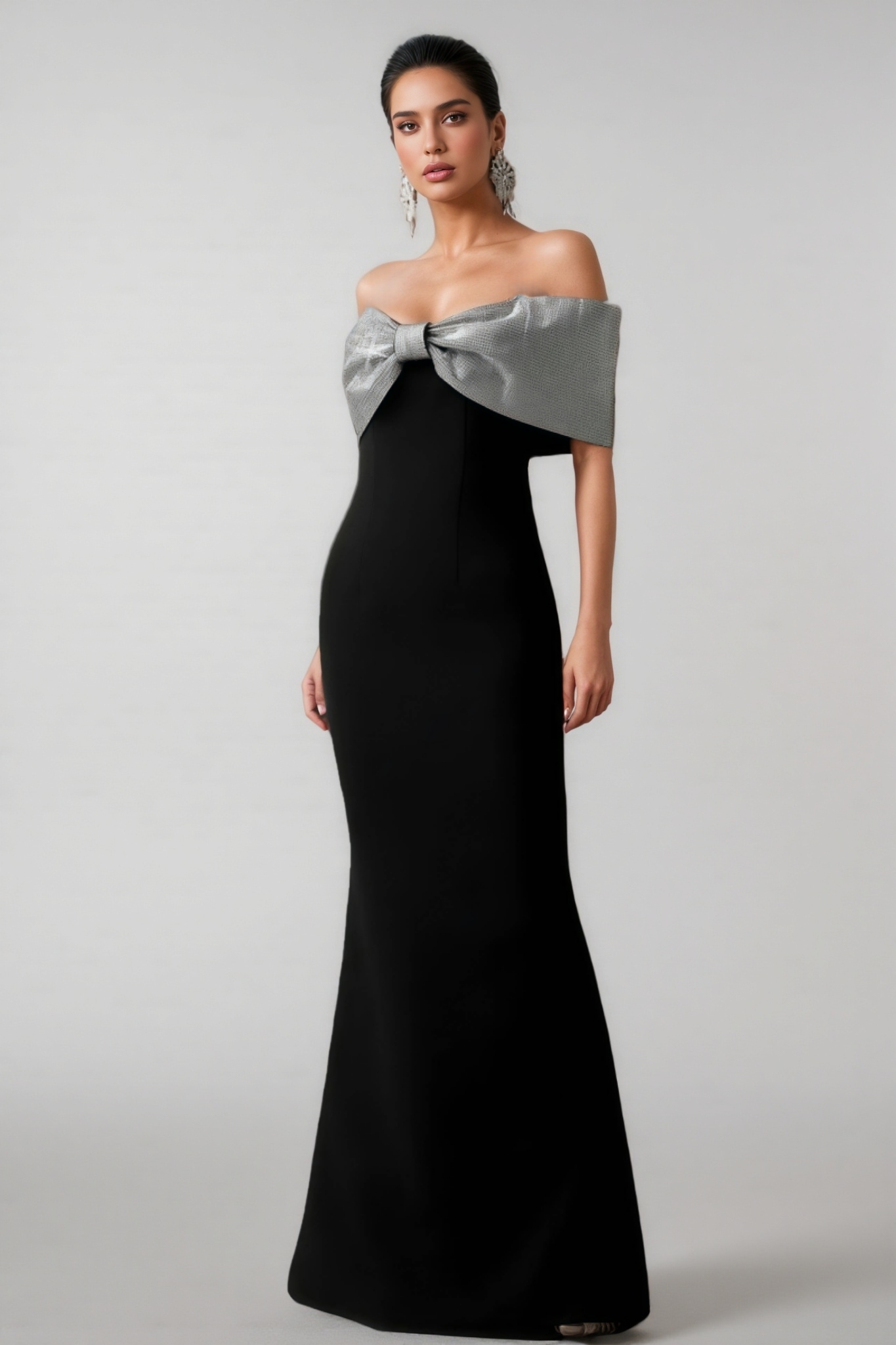 Rydad Bow Diamond Slim Maxi Dress