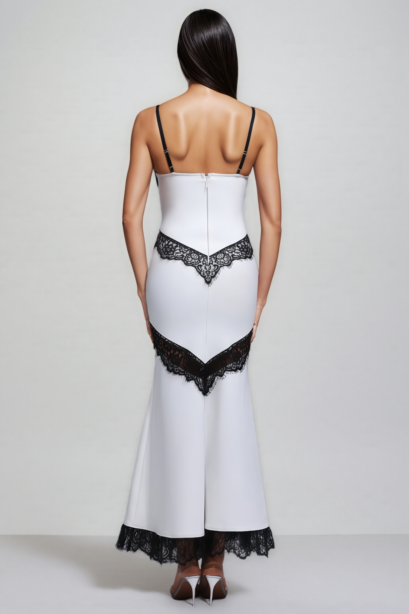 Naom Sleeveless Black Lace Maxi Dress