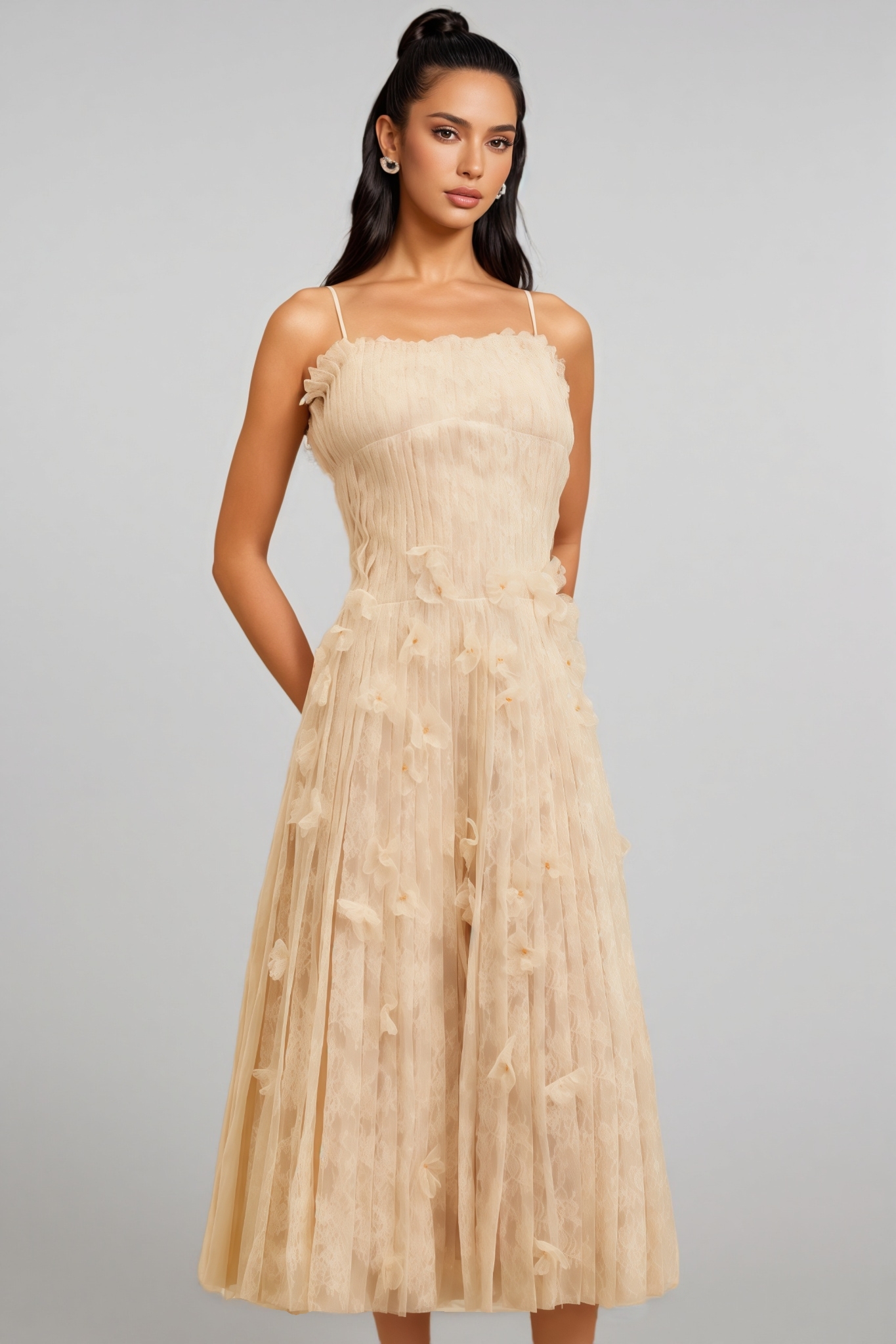 Urikd 3D Flower Strapless Maxi Dress