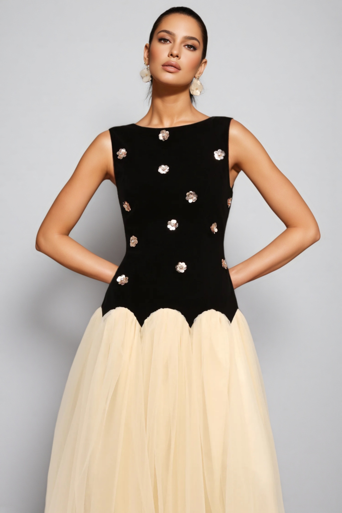 Halcylt Sleeveless Sequin Flowers Maxi Dress