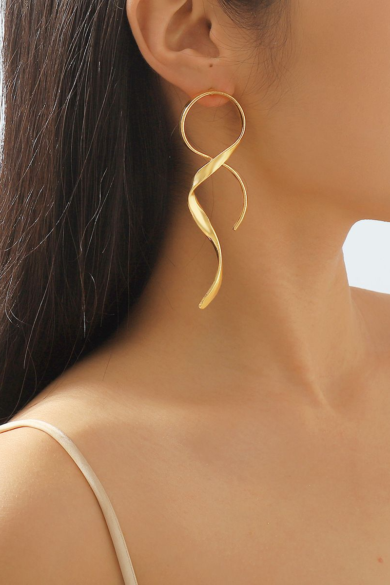 Fina Geometric Surround Earrings