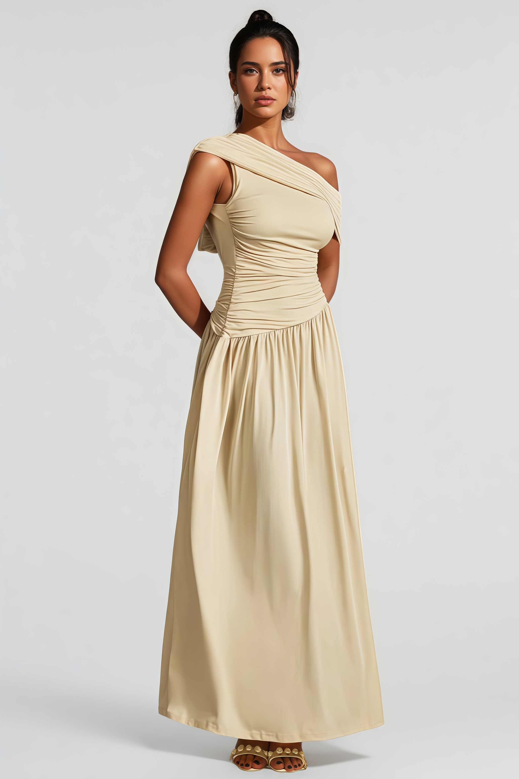 Ildrak One Shoulder Ruched Maxi Dress