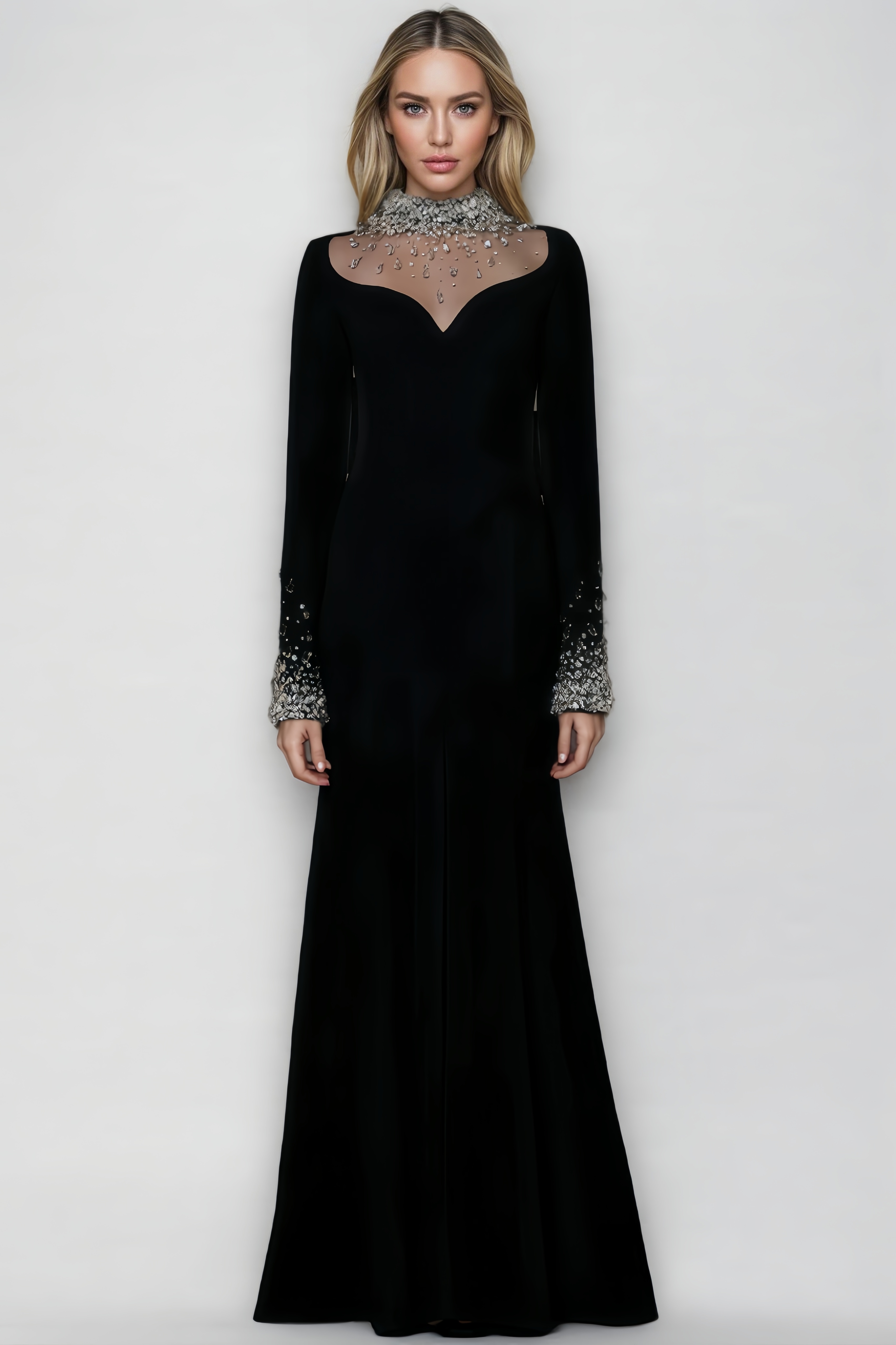 Conjunto Diamond-Embellished Maxi Dress