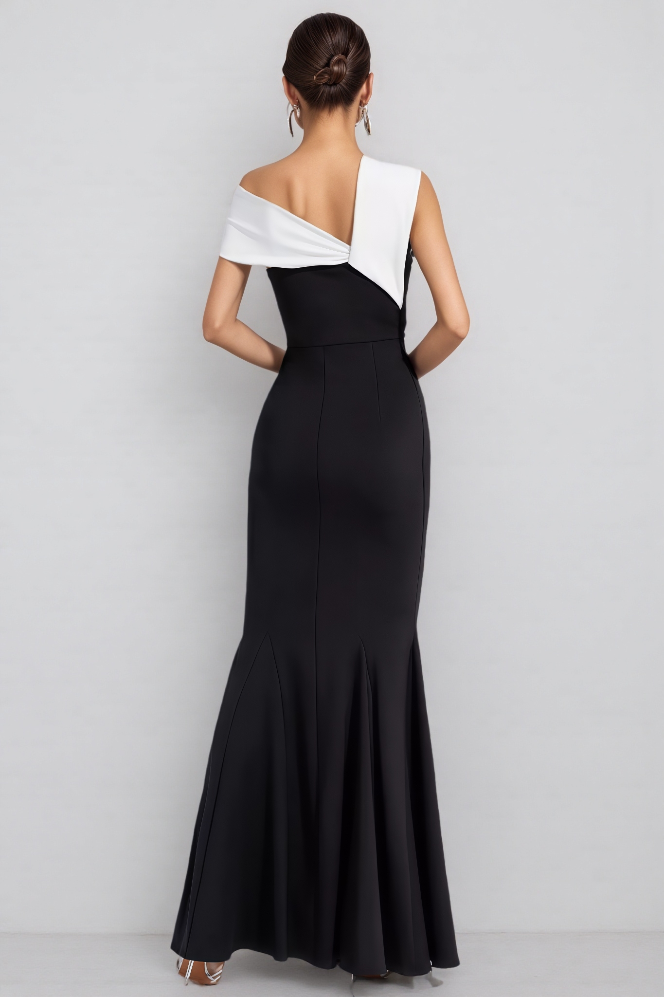 Zora Black Off-Shoulder Mermaid Maxi Dress