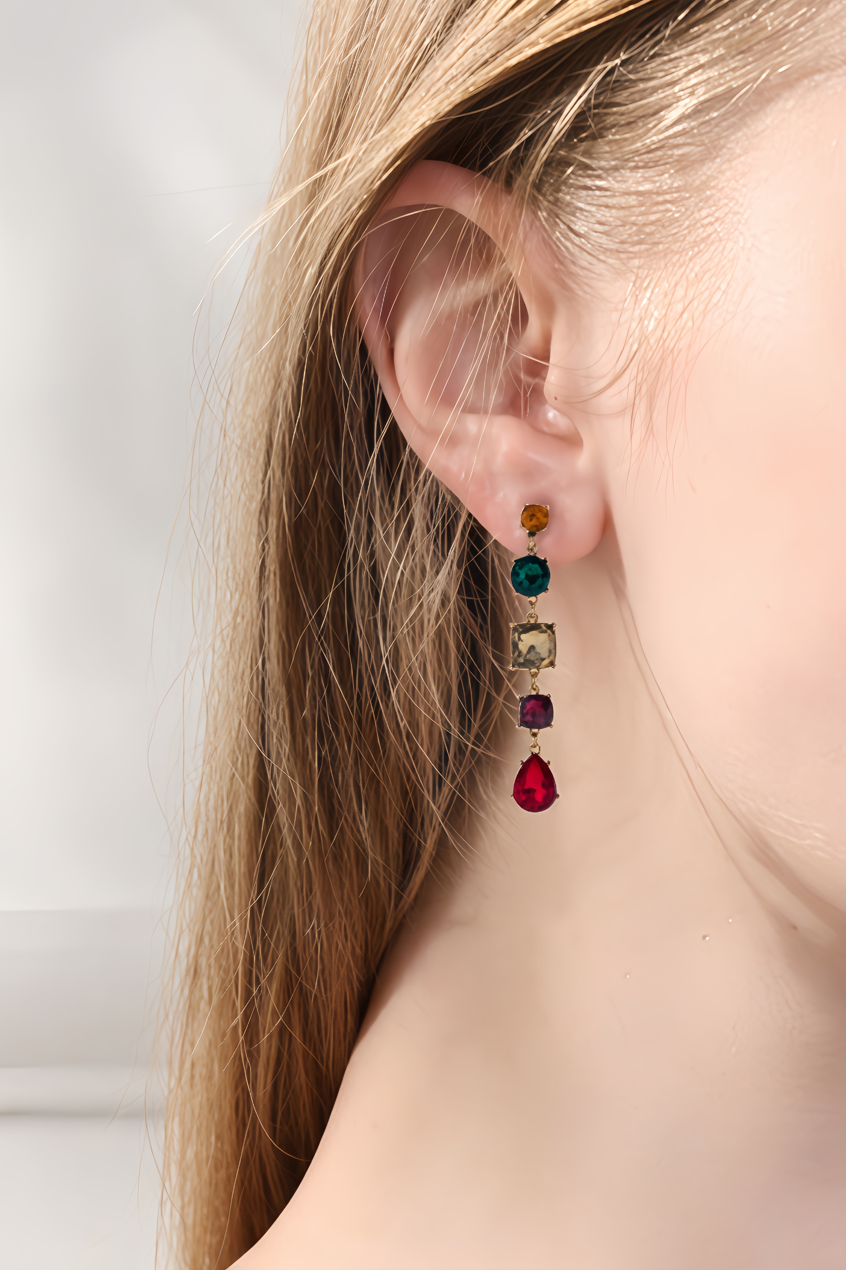 Valencia Geometry Square Diamond Earrings