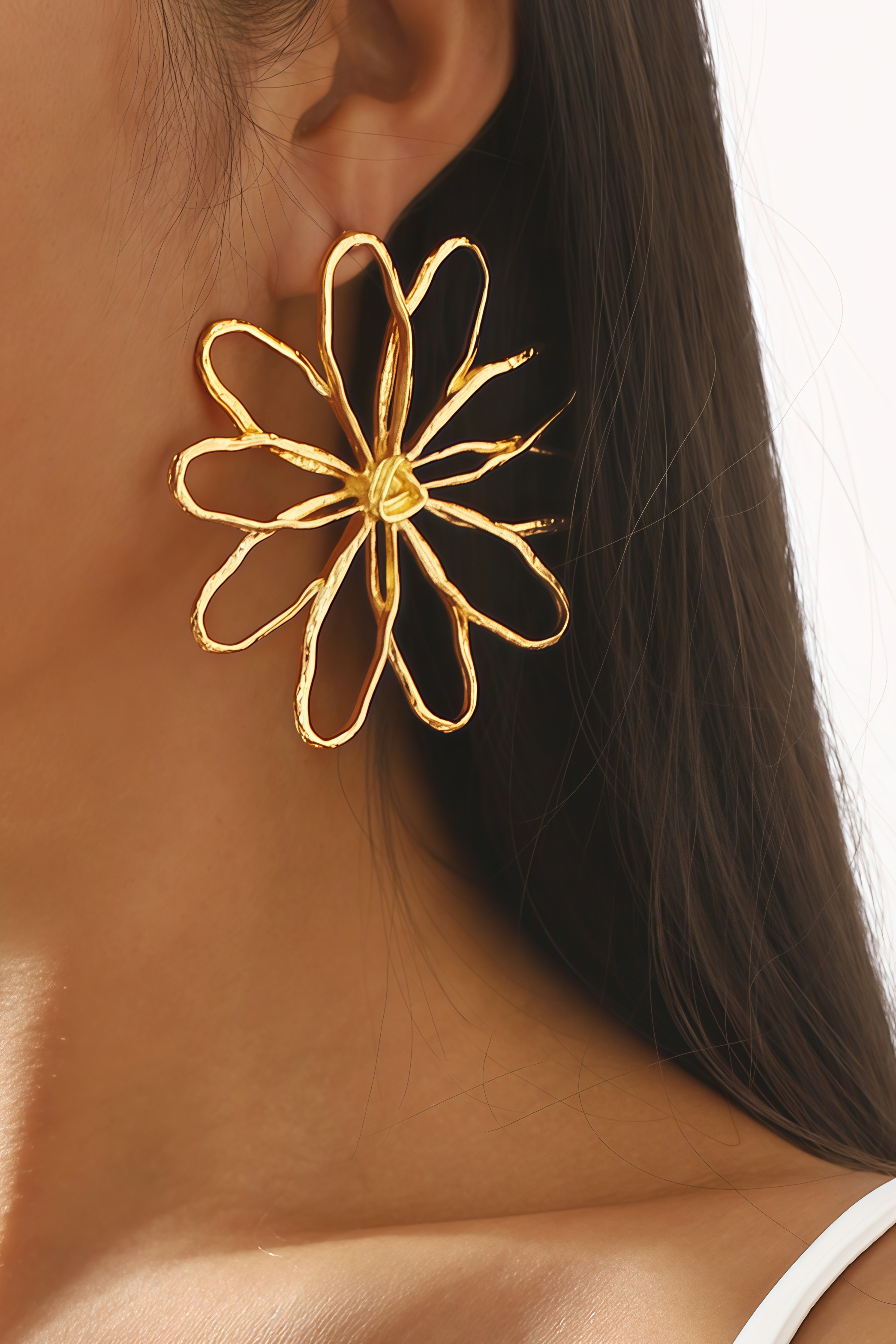 Isidore Openwork Large Flower Earrings