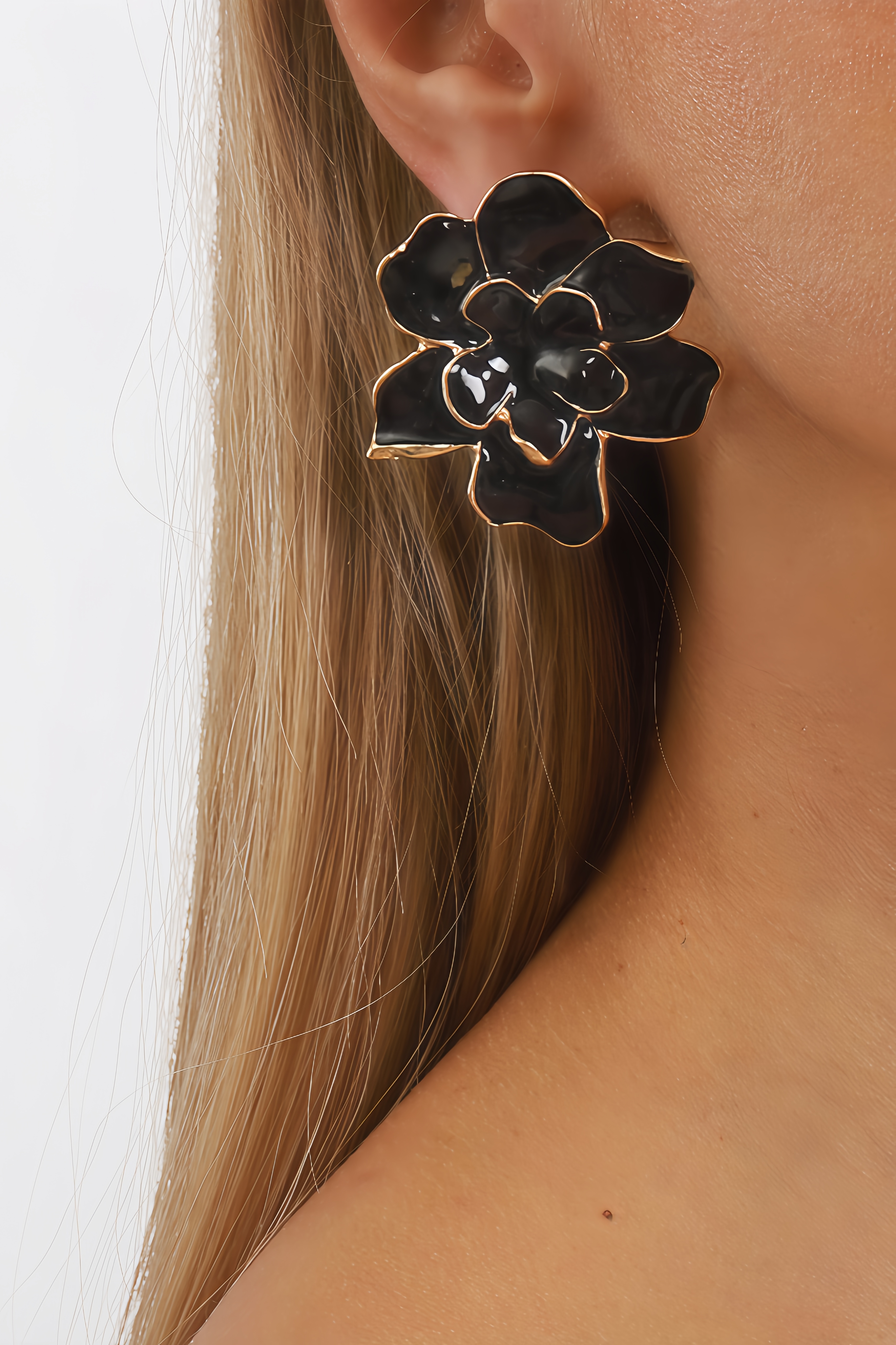 Roisin 3D Floral Stud Earrings