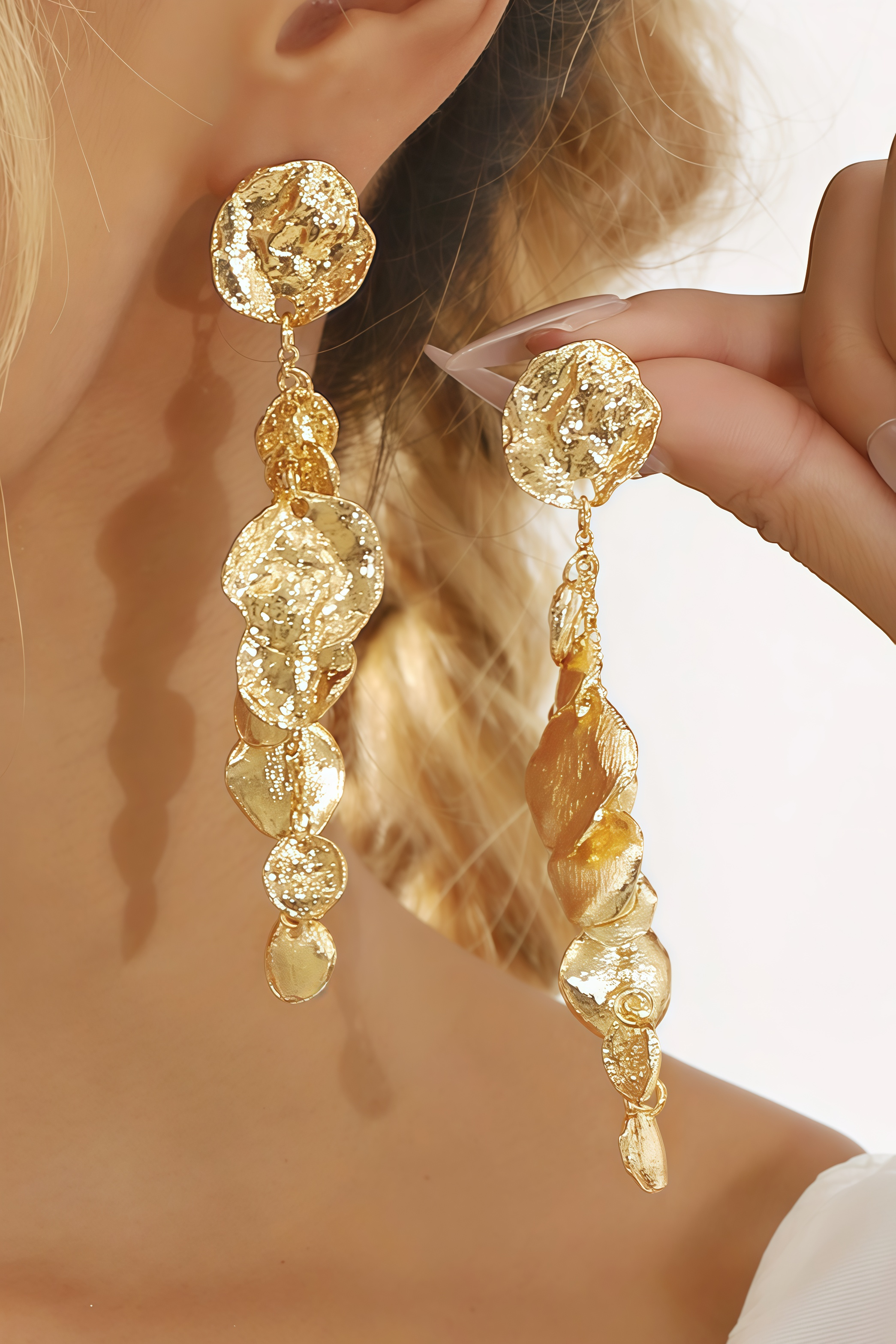 Neville Metal Round Piece Dangle Earrings