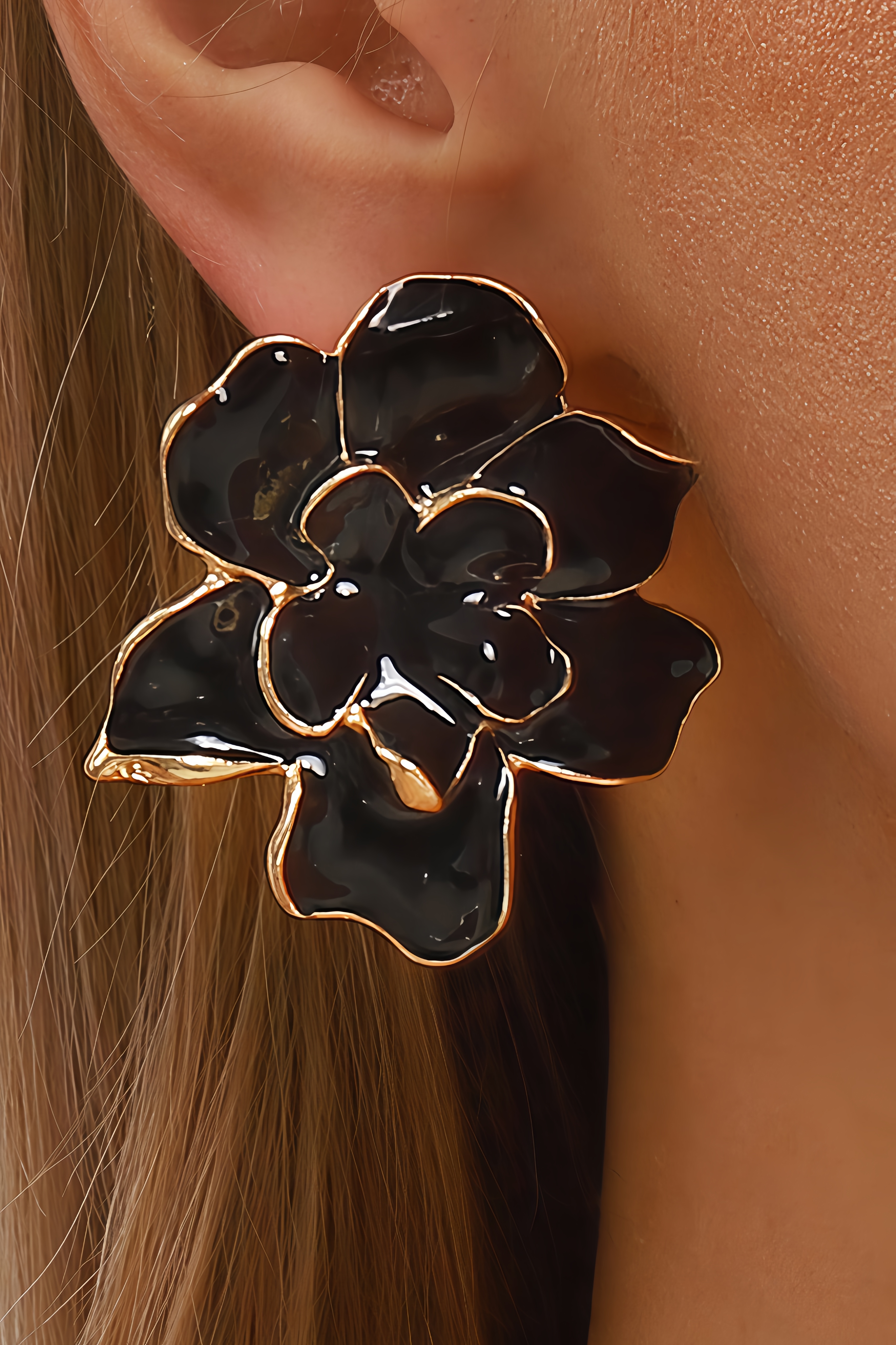 Roisin 3D Floral Stud Earrings