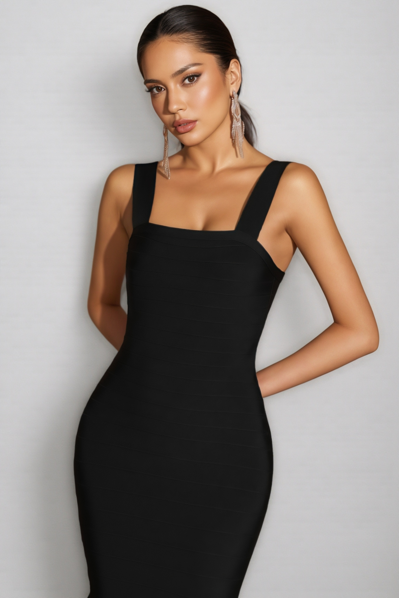 Quillx Black Strapless Fishtail Maxi Dress