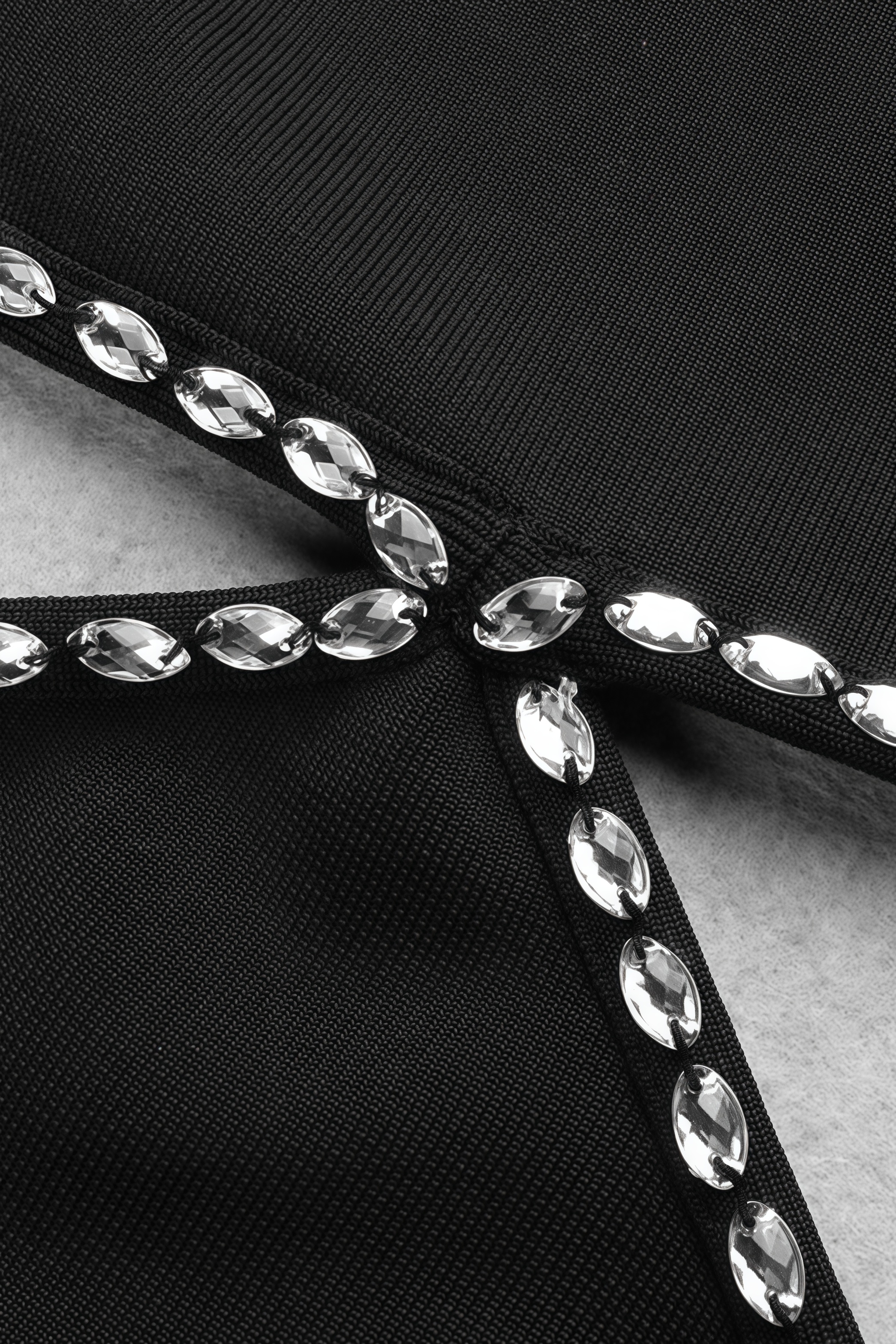 Terefa Backless Bubble Sleeve Black Maxi Dress