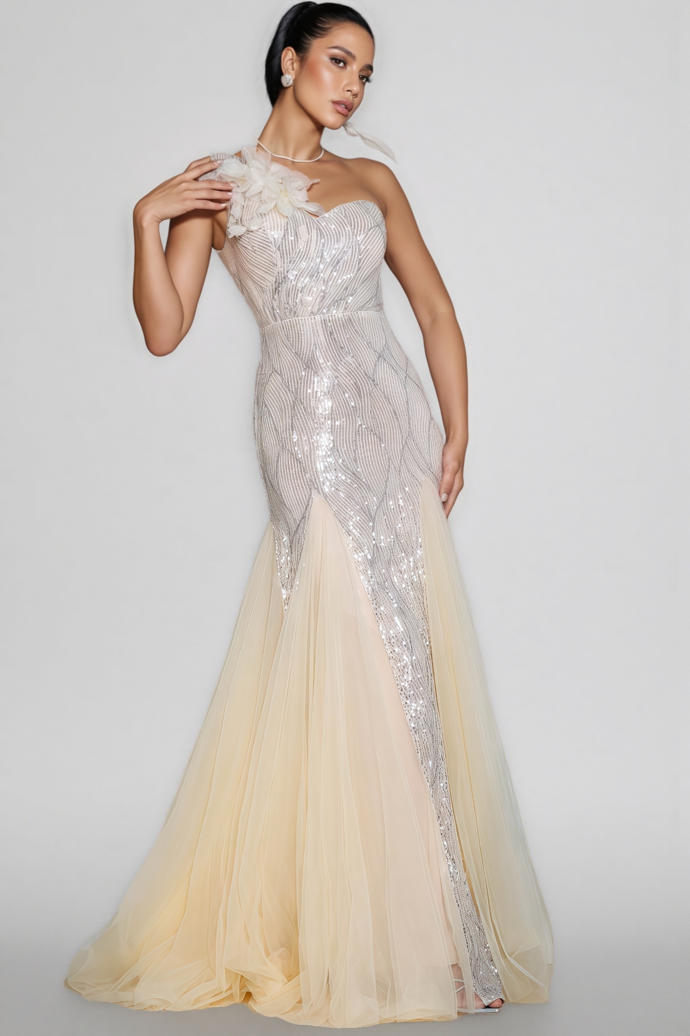 Trevt Single Shoulder Sequined Slit Maxi Dress