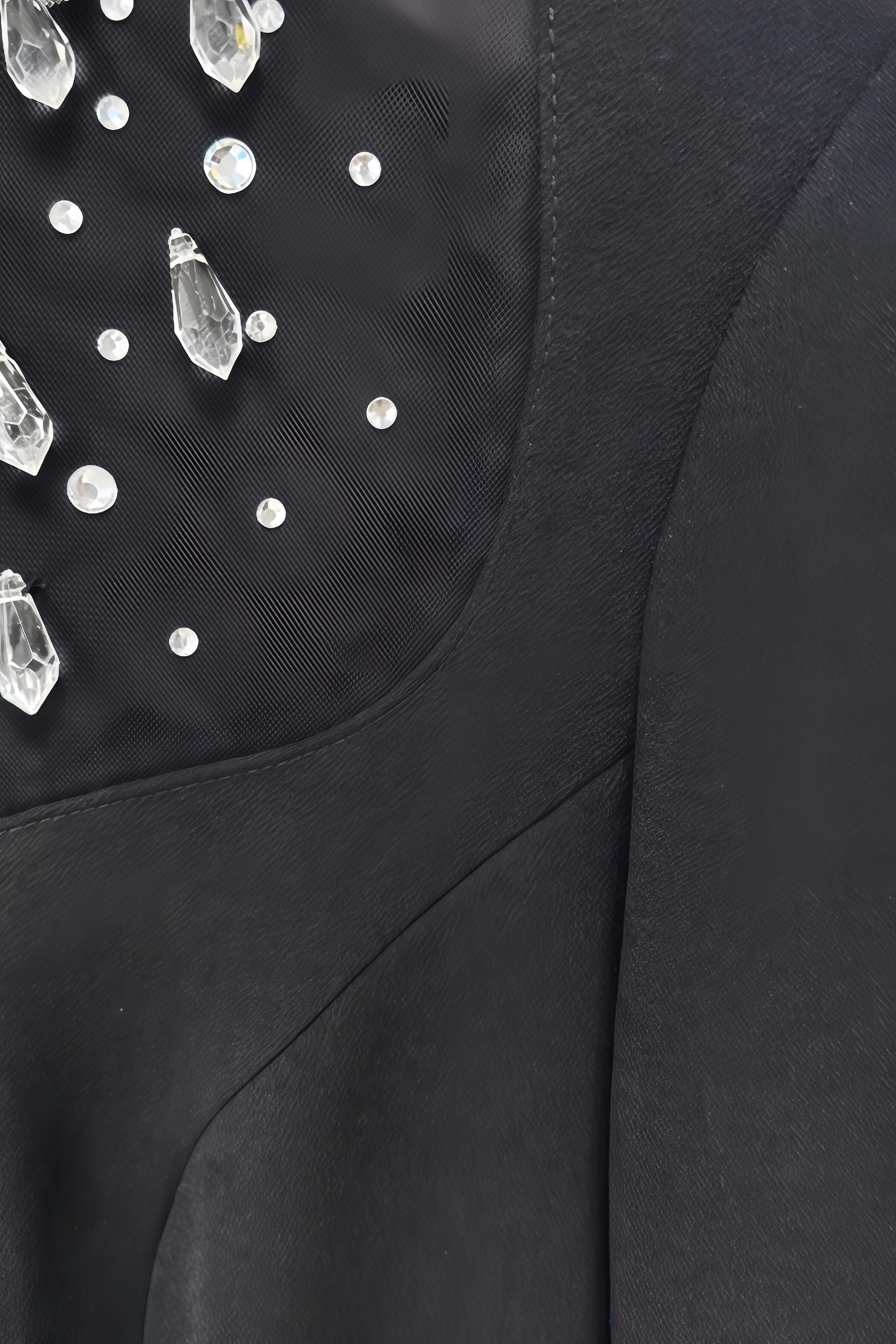 Conjunto Diamond-Embellished Maxi Dress