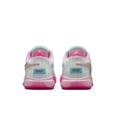 LeBron 20 "Time Machine"