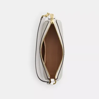 Nolthtita 19 In Signature Canvas