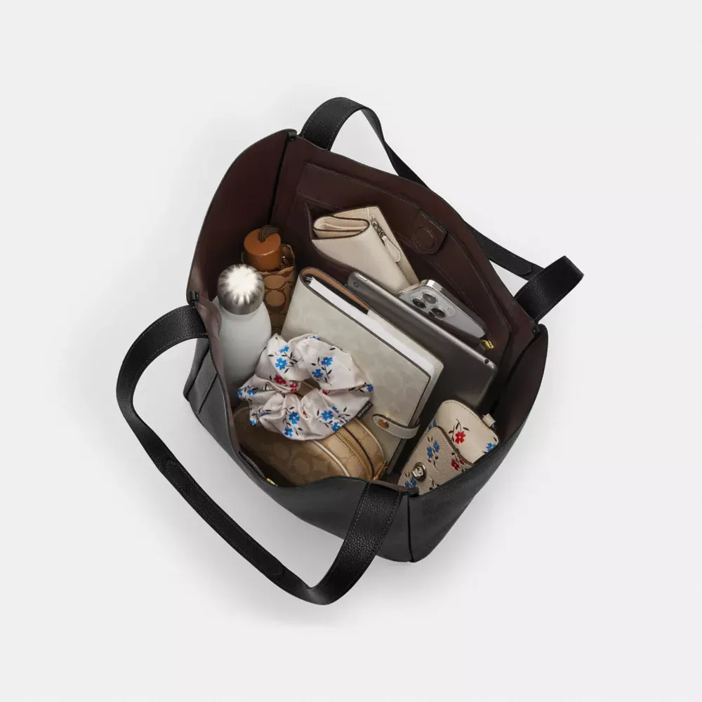 Hadley Tote Bag In Suede