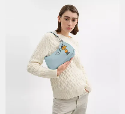 Peanuts Teri With Franklin Shoulder Bag