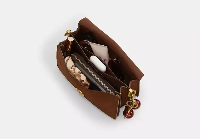 Chain Tabby Shoulder Bag