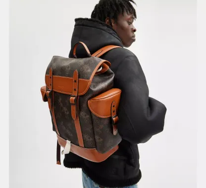 Hitch Backpack In Signature Canvas