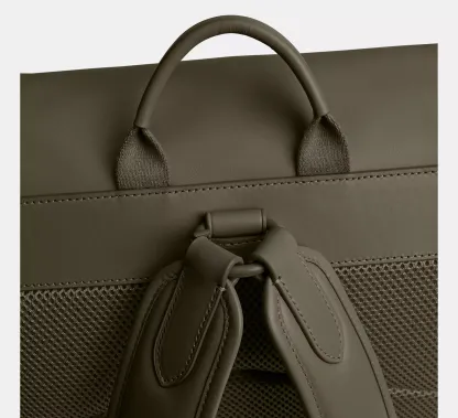 Hitch Backpack In Signature Canvas